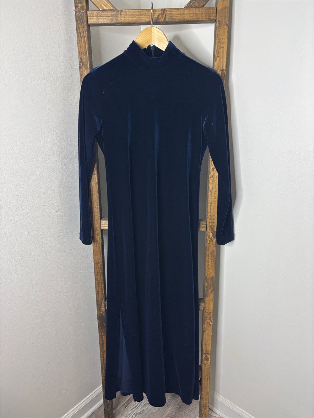 Maggy London Vintage 90s Navy Velvet Mock Neck Midi Dress Size 6 USA Made